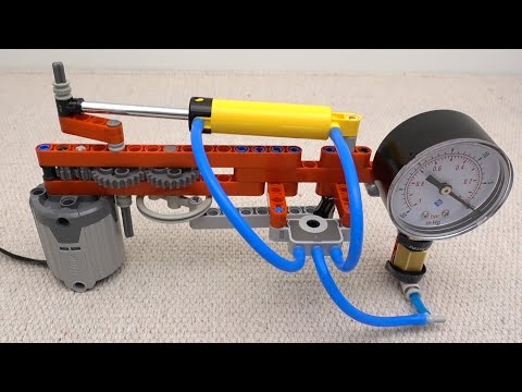 Vacuum Pump Made with Lego