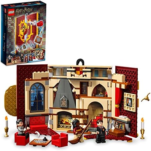 Lego Harry Potter Gryffindor House Banner Set 76409, Hogwarts Castle Common Room Toy or Wall Display, Fold Up Travel Toy, Collectible with 3 Minifigures