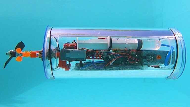 Lego Submarine 4.0: Automatic Depth Control Awesomeness